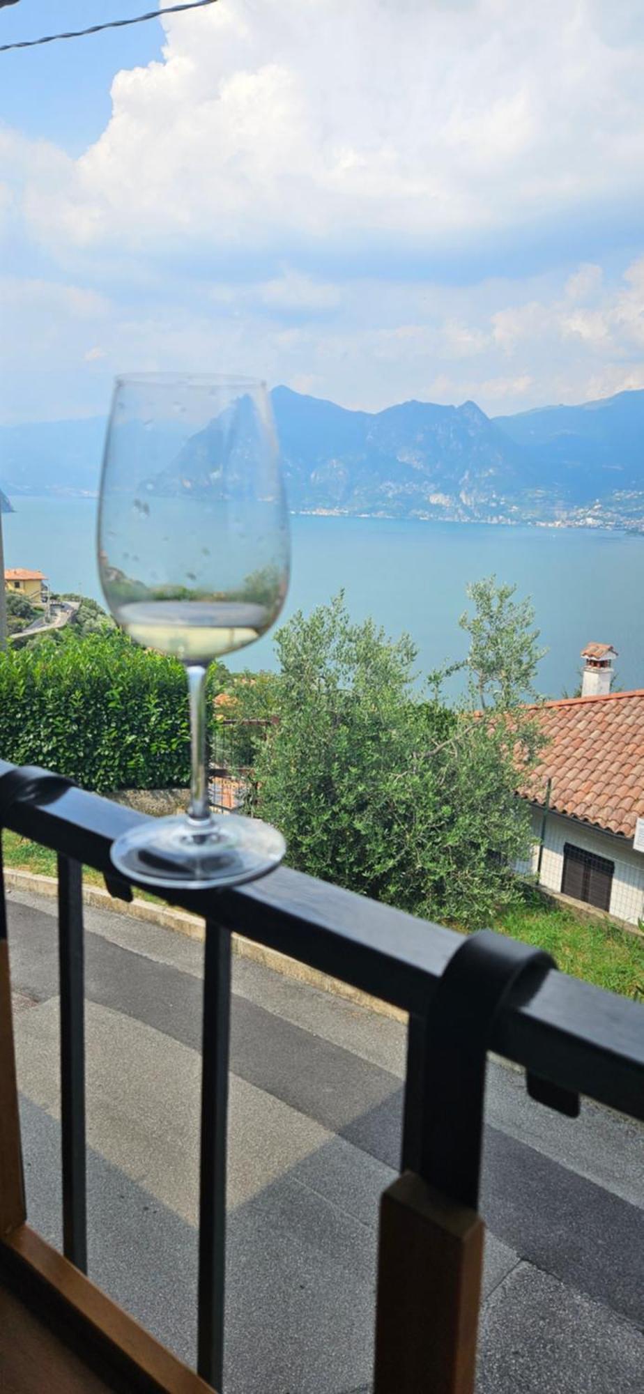 Lago Di Iseo - Lake View House Тавернола-Бергамаска Екстер'єр фото